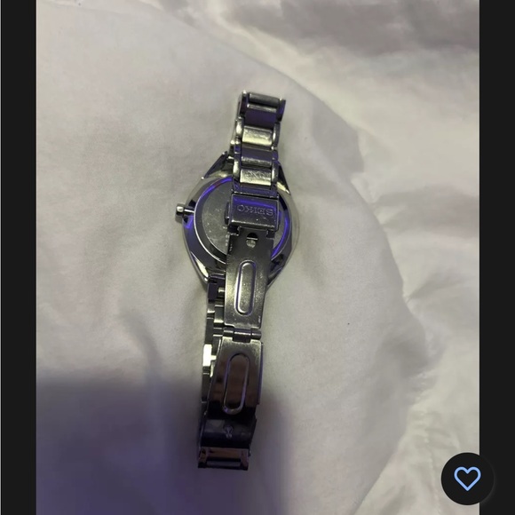 Vintage men’s and woman’s SEIKO Stainless Steele watch in perfect condition - Picture 4 of 5
